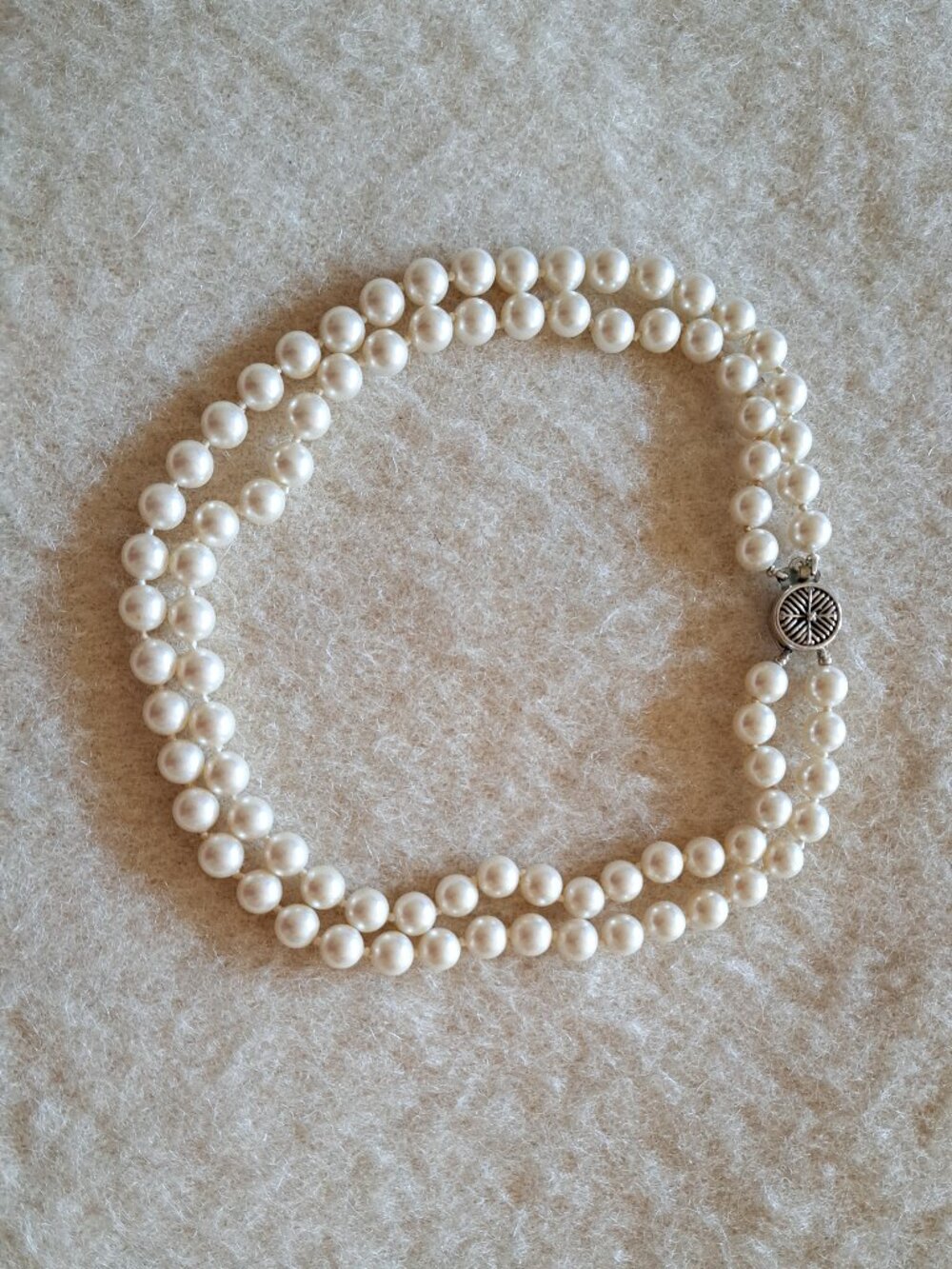 VINTAGE faux pearl bead necklace, choker